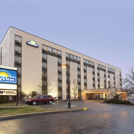 Days Inn By Wyndham Ottawa West Ngoại thất bức ảnh