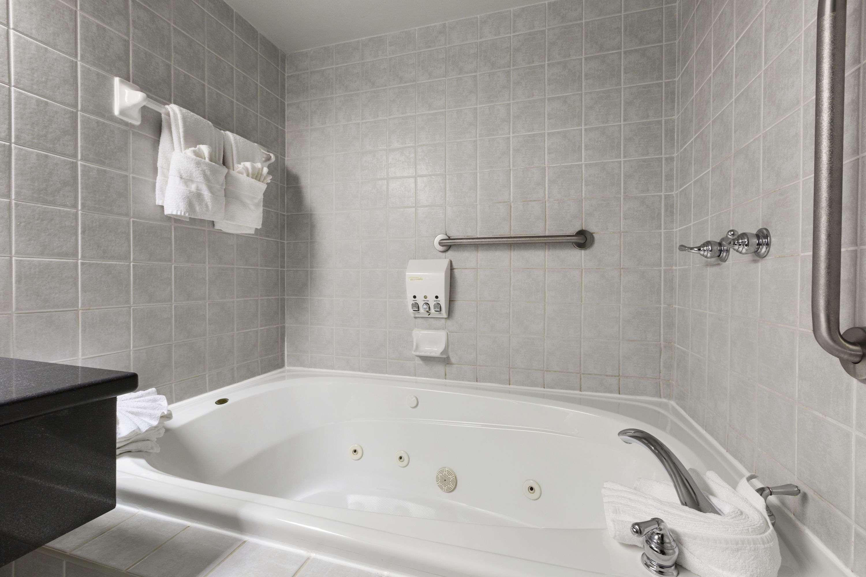 Days Inn By Wyndham Ottawa West Ngoại thất bức ảnh
