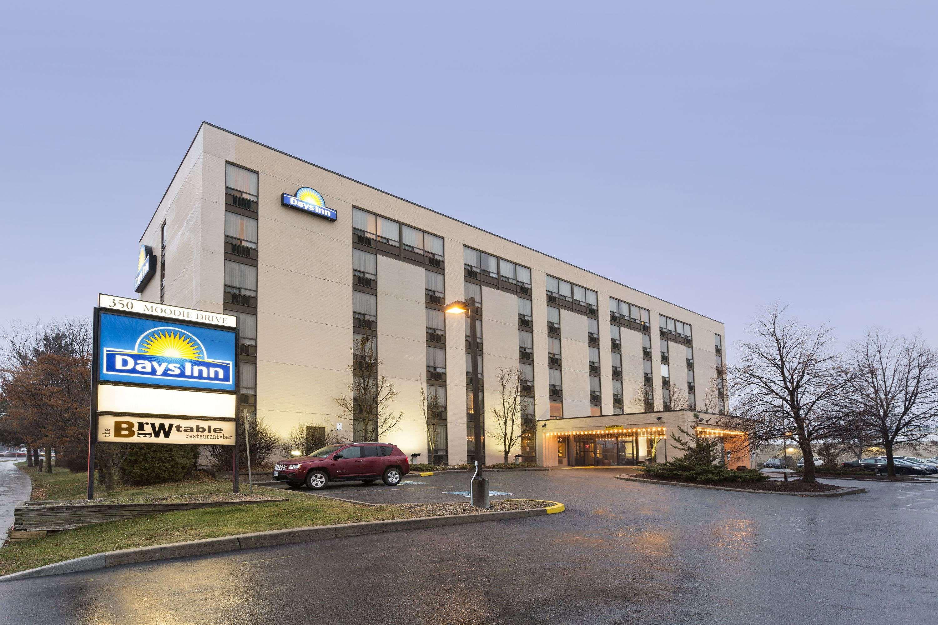 Days Inn By Wyndham Ottawa West Ngoại thất bức ảnh